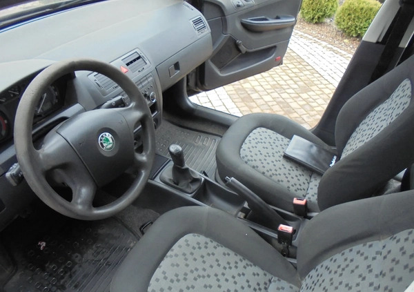 Skoda Fabia cena 5500 przebieg: 234000, rok produkcji 2006 z Mogilno małe 497